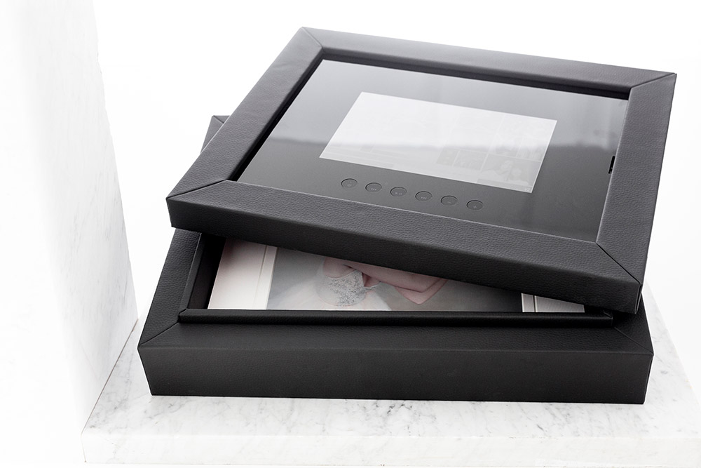 Graphistudio | Sue Bryce Reveal Box: an innovative concept